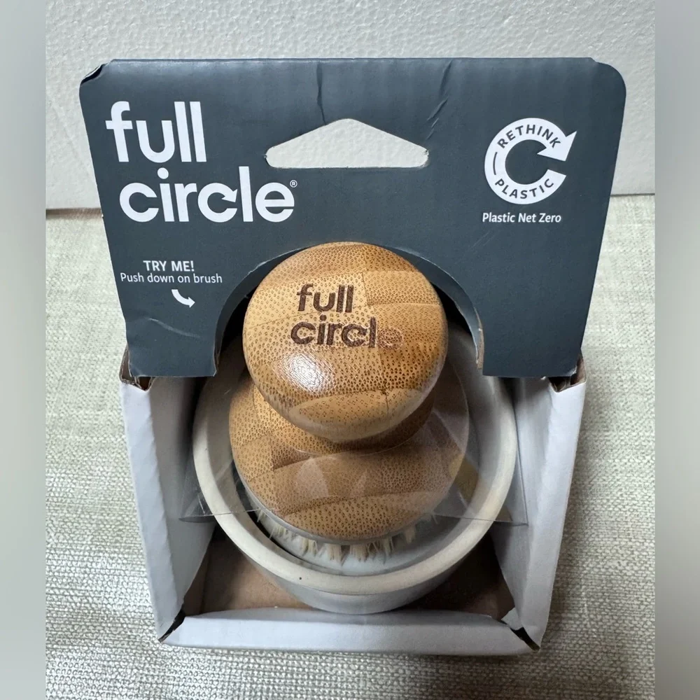 NEW Full Circle White/Tan  Bubble Up Soap Dispenser & Dish Brush Set